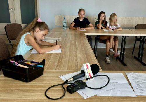 Młodzi reporterzy opanowali radio