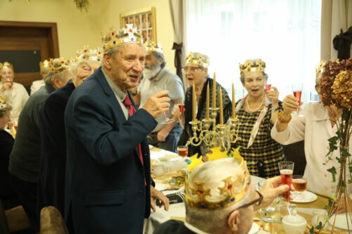 Dwór senioralny czyli rocznica Dziennego Domu Pobytu w Nakle