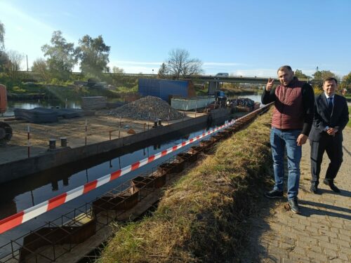 Prace trwają a w planach kolejne. Trwa odbudowa nabrzeża
